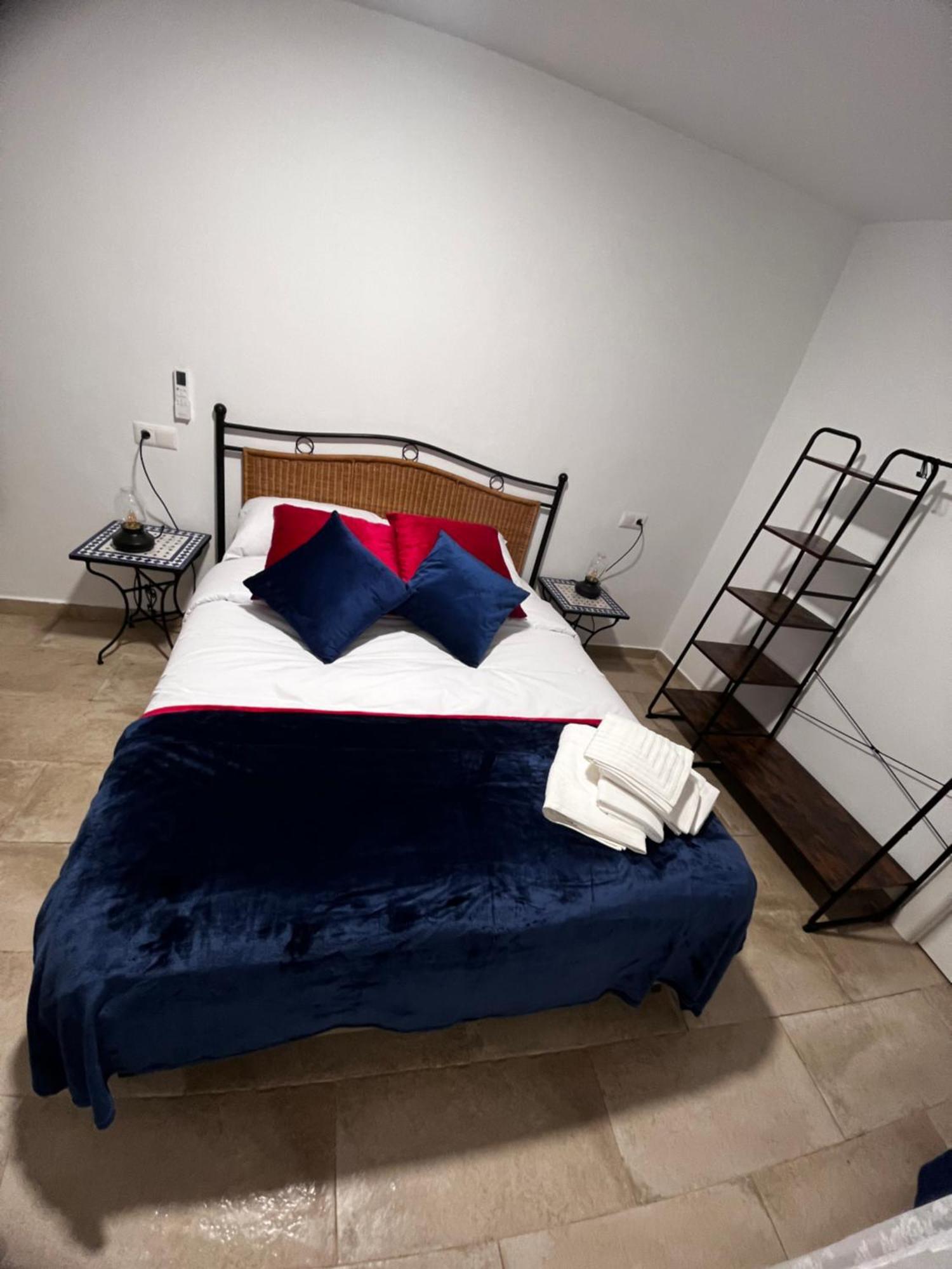 Shanti's Andalusian Guest house *